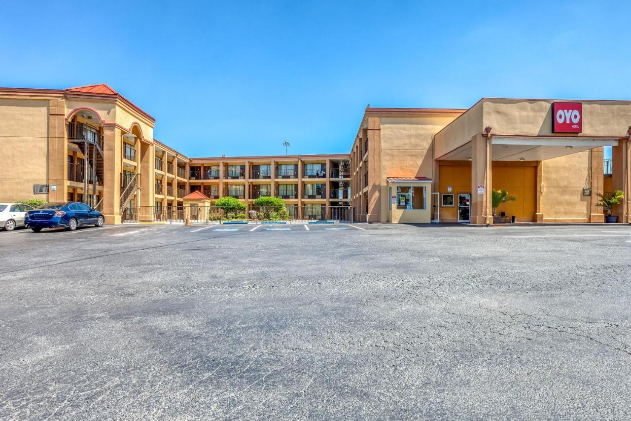 Oyo Hotel Decatur I-20 East & Wesley Club Dr Екстер'єр фото