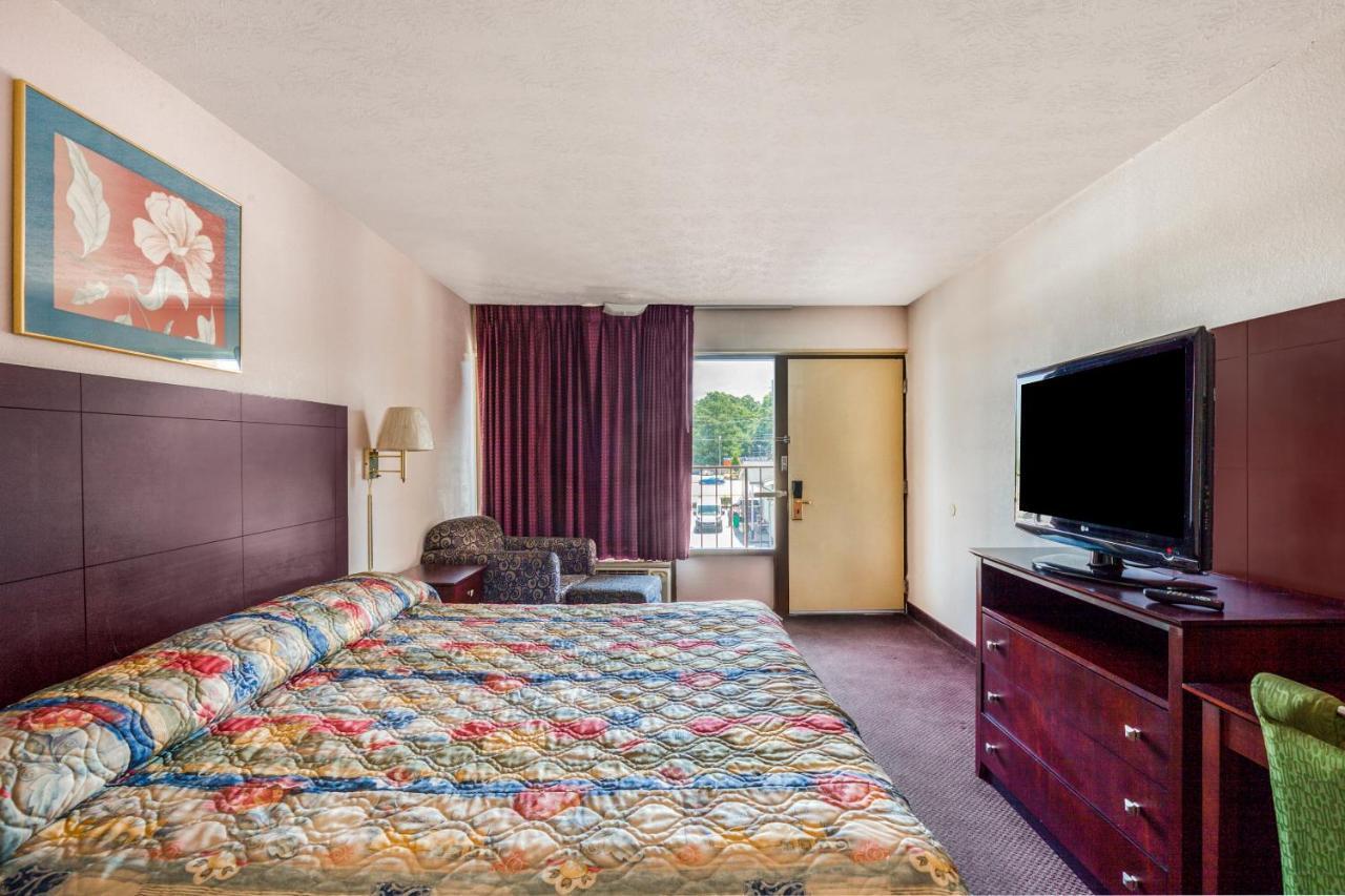 Oyo Hotel Decatur I-20 East & Wesley Club Dr Екстер'єр фото