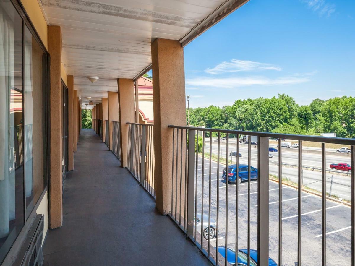 Oyo Hotel Decatur I-20 East & Wesley Club Dr Екстер'єр фото